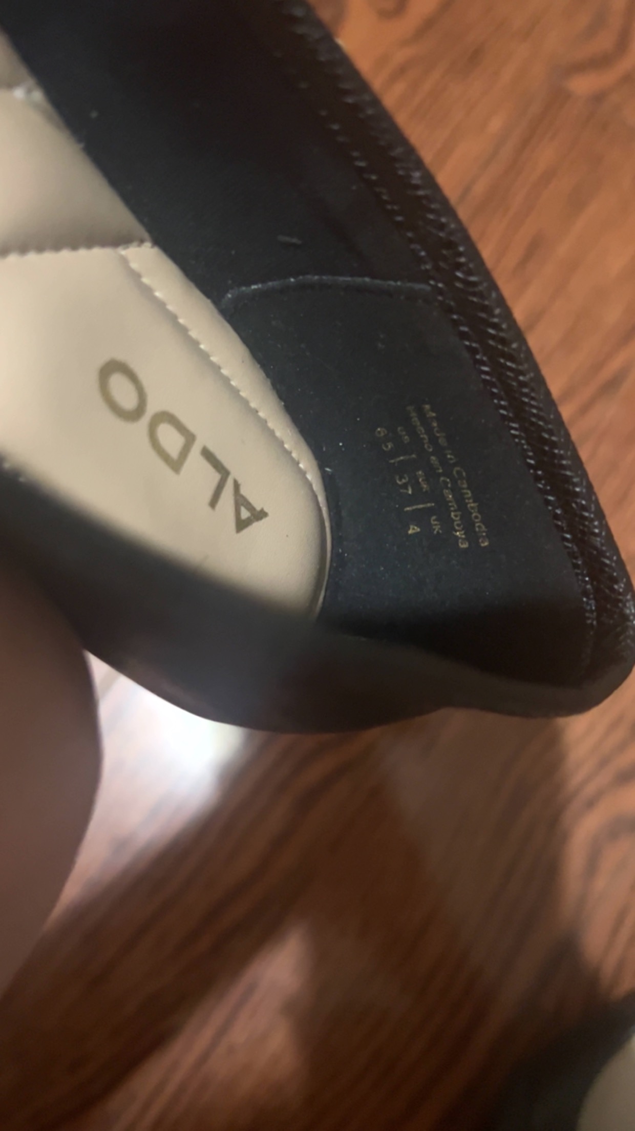 Aldo Sandles image indicator(6)