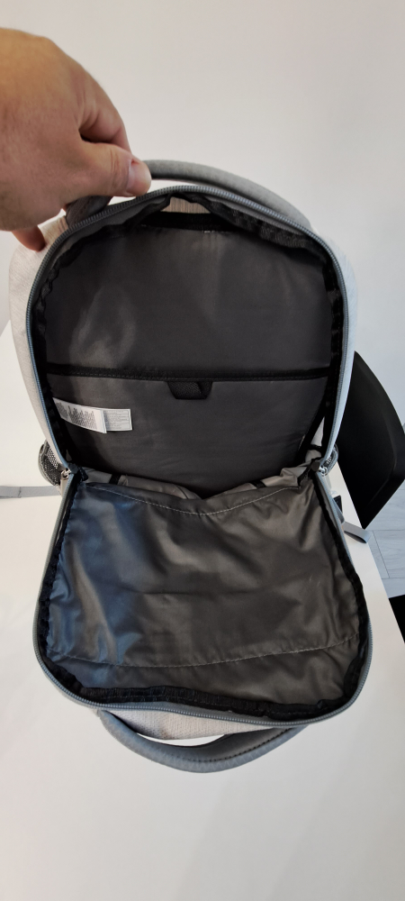 The North Face backpack new image indicator(5)