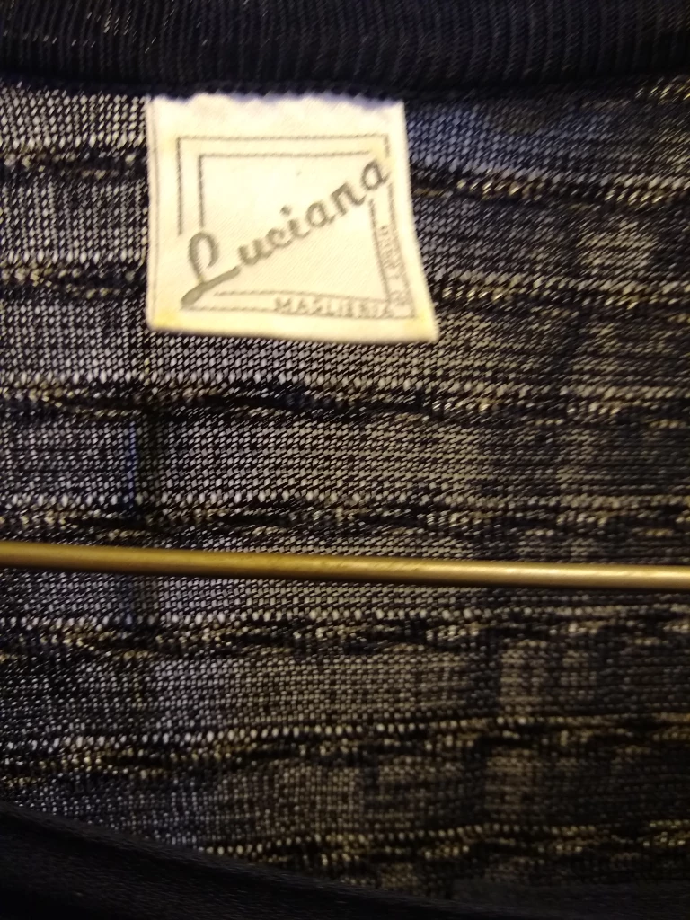 Pre owned Gilet and Skirt image indicator(3)