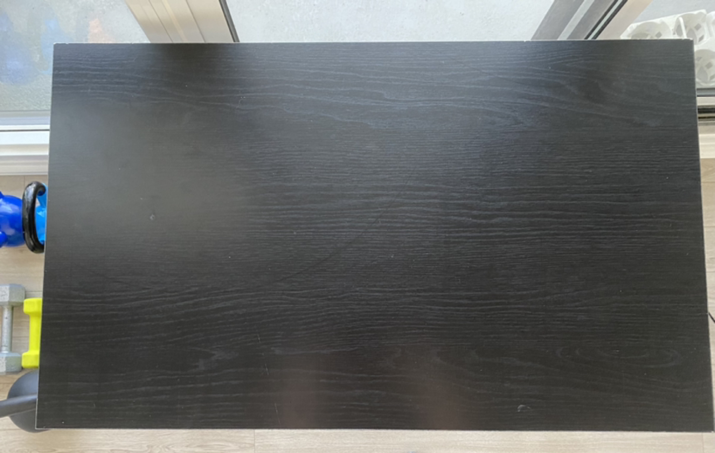 Black Desk image indicator(2)