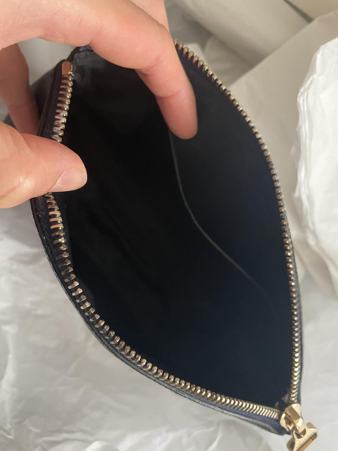 Brand New Max Mara makeup bag - photo 2