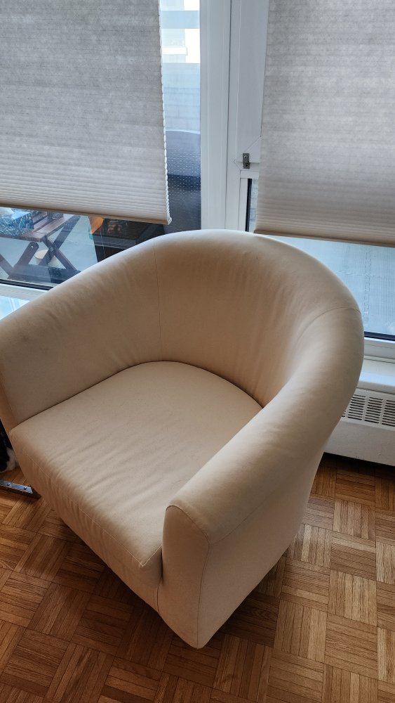 Two Ikea living room chairs - photo 3