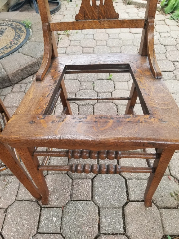 2 antique chairs, queen & rutherford area - photo 5