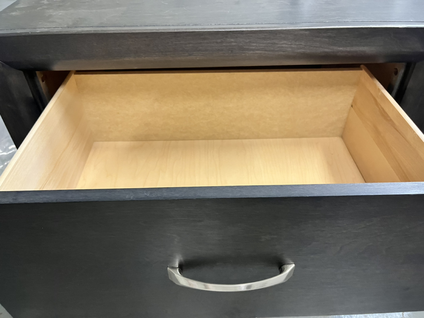 End table - photo 3