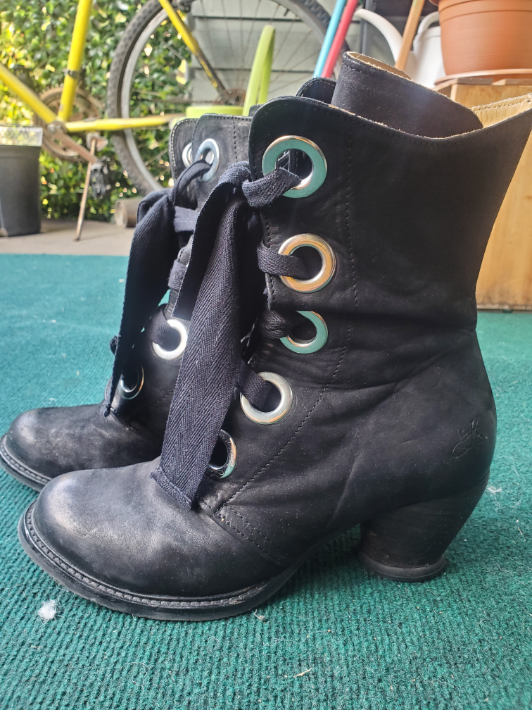 john Fluevog boots for sale size 8.5