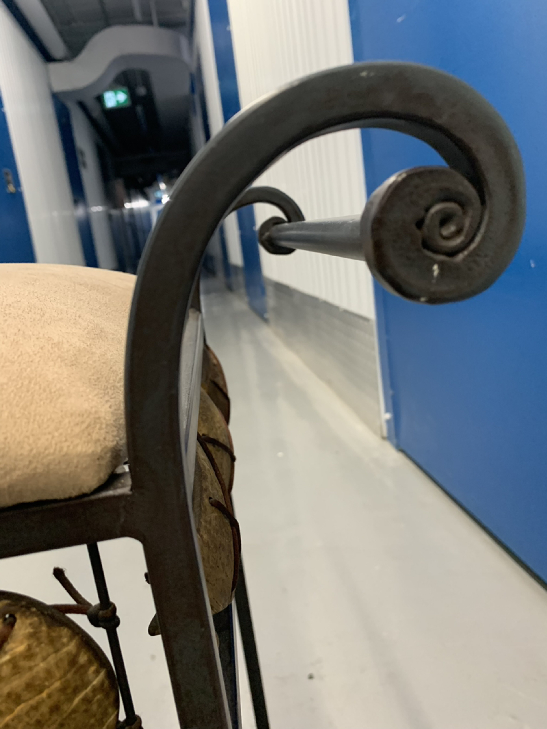 Suede & Iron Bench - photo 3