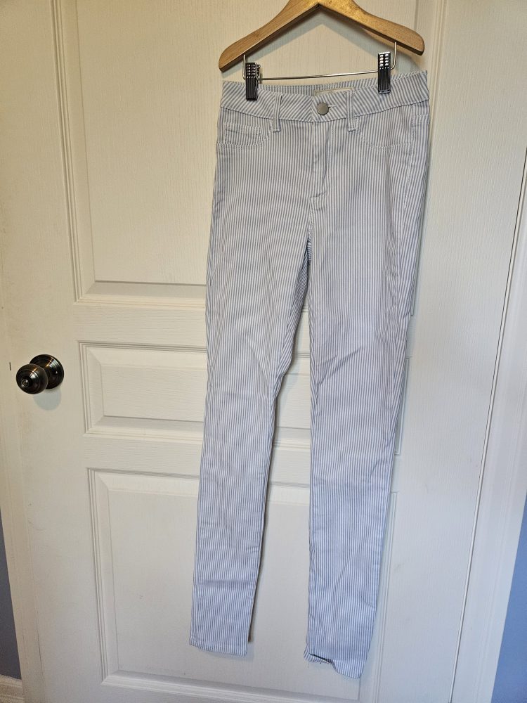 Skinny jeans