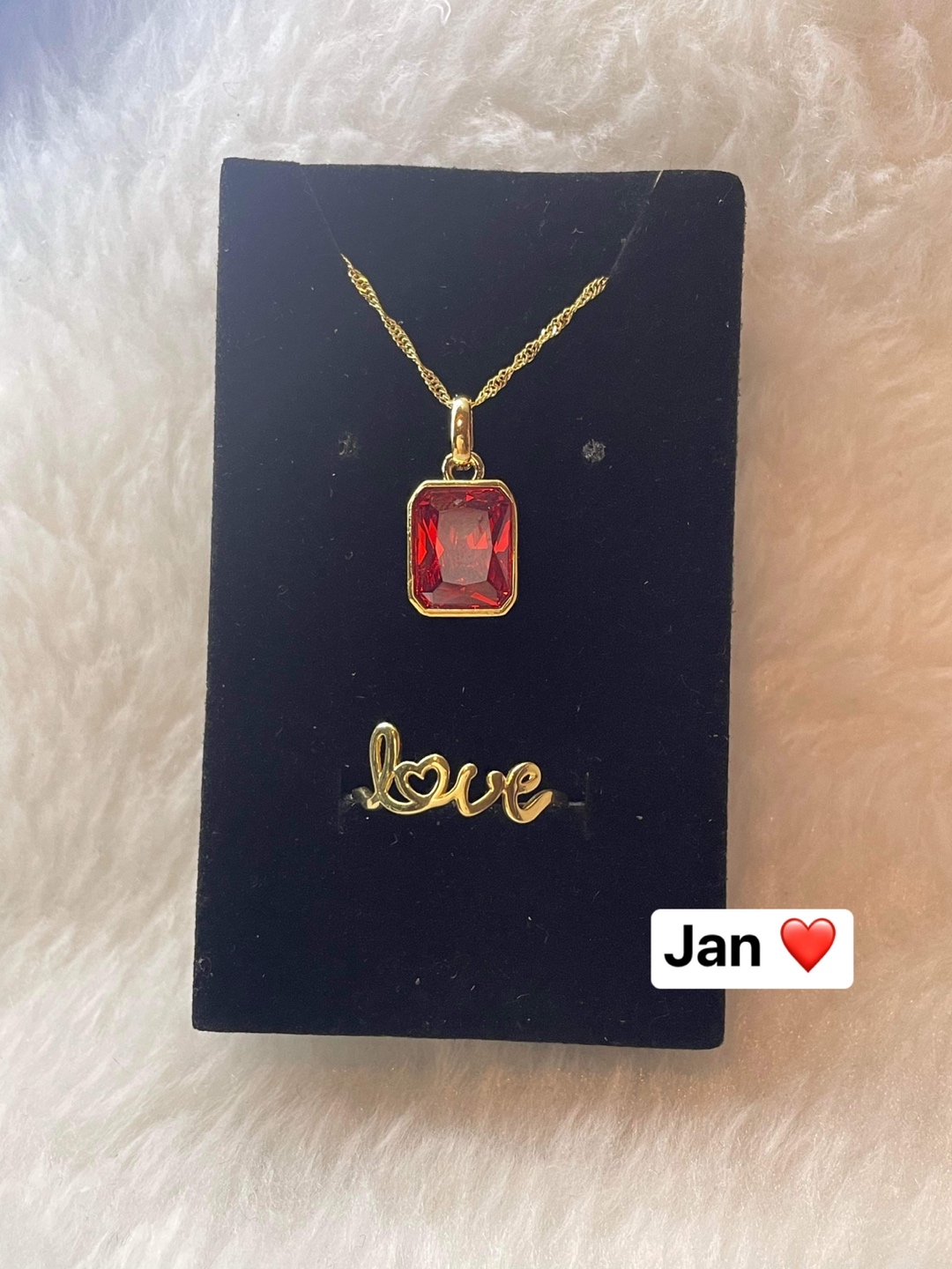 18K Gold necklace with Jan birthstone thumbnail