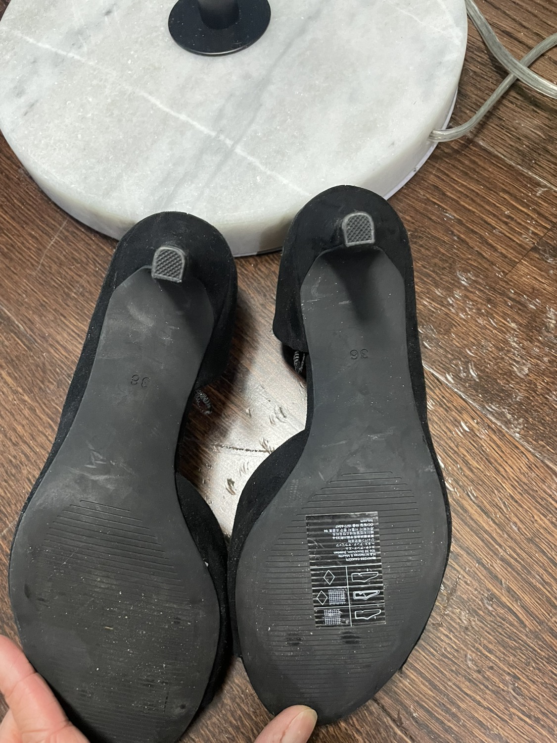 H&M brand new classic black heels size 36 thumbnail