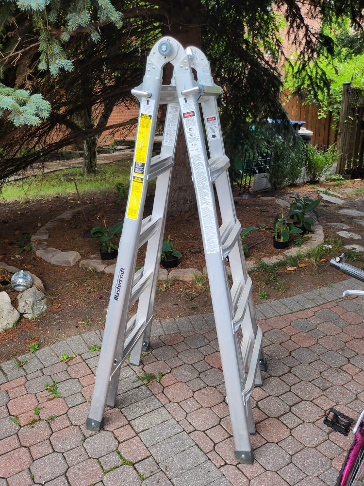 Mastercraft 21ft Aluminum Ladder thumbnail