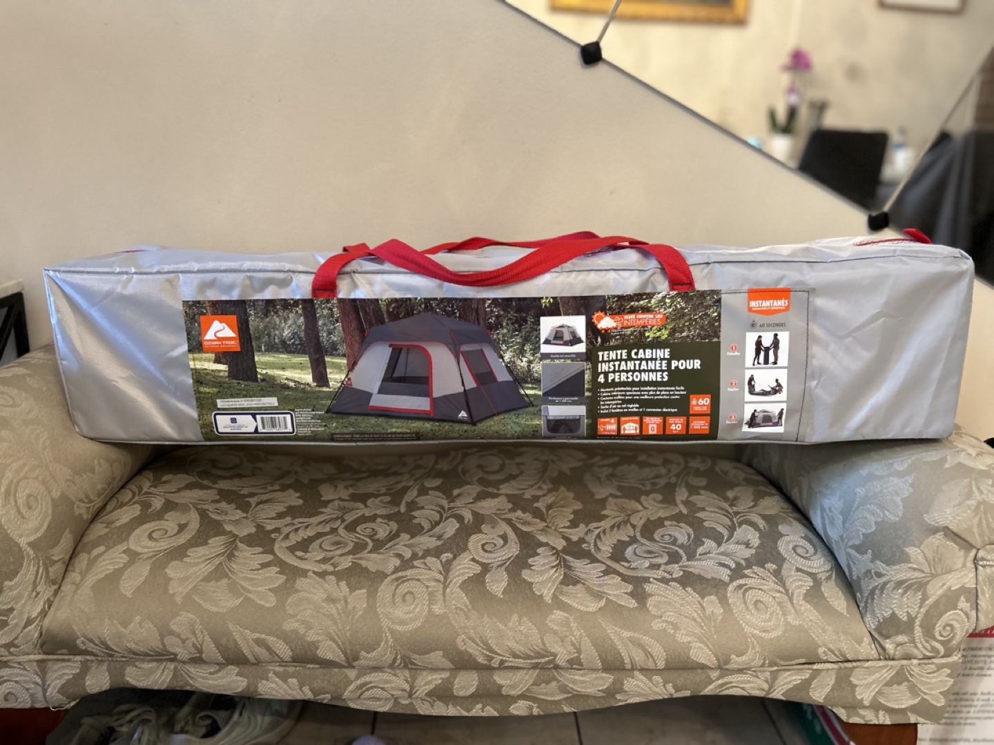 BNIB Ozark Trail 4-Person Instant Cabin Tent image indicator(3)