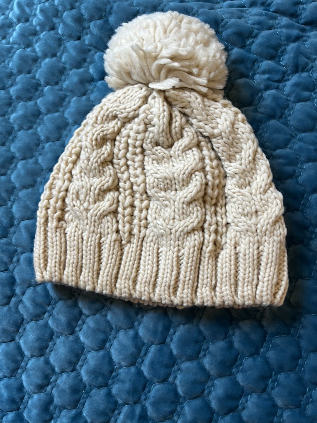 Off-white Cozy Hat thumbnail