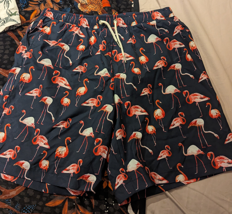 Mens shorts sizes M and L - photo 3