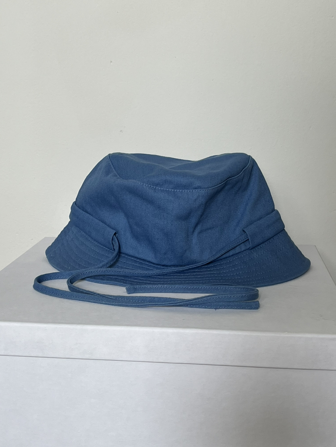 Jacquemus Blue ‘Le Bob Gadjo’ Bucket Hat - photo 2