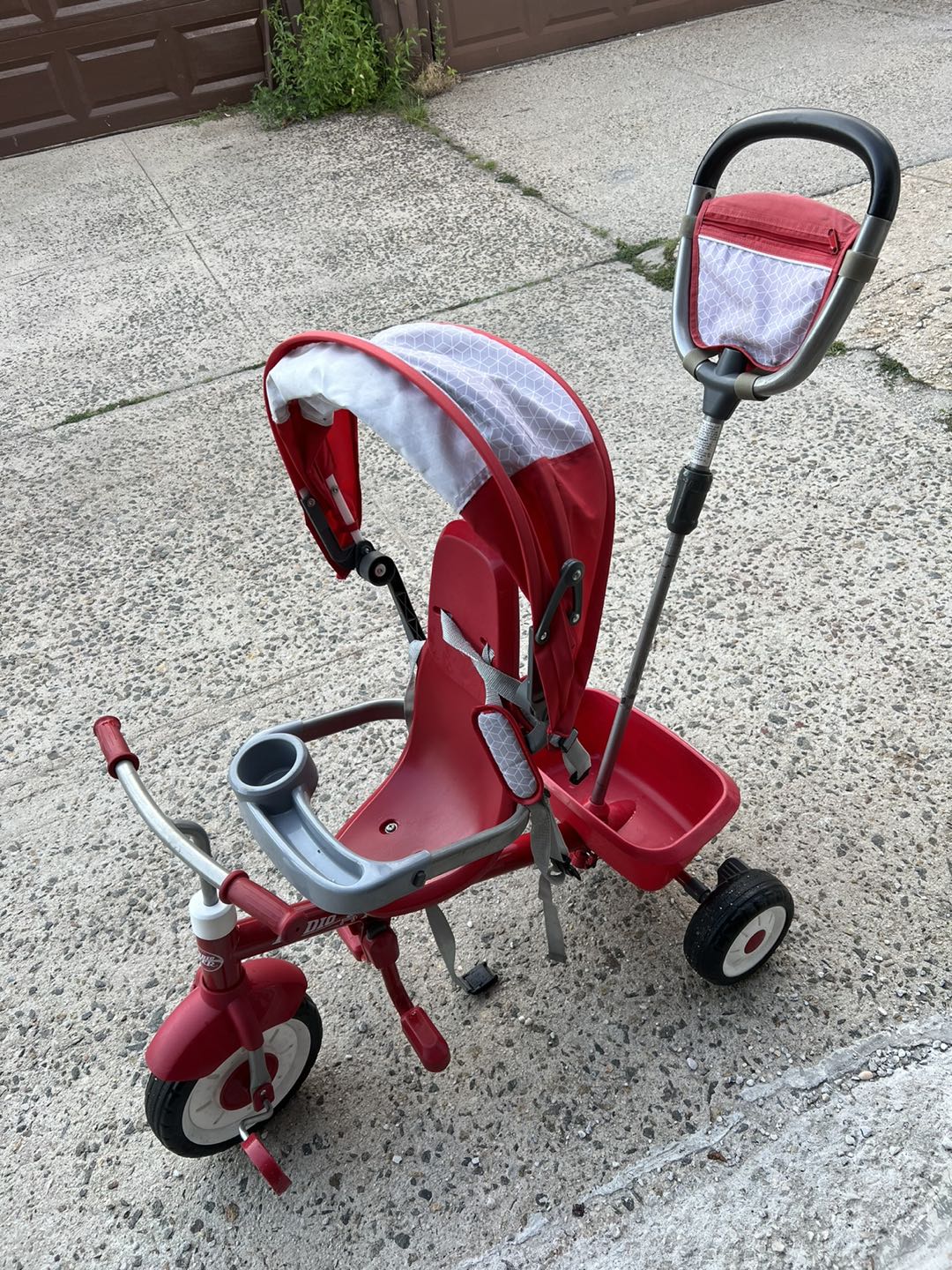 Tricycle Radioflyer thumbnail