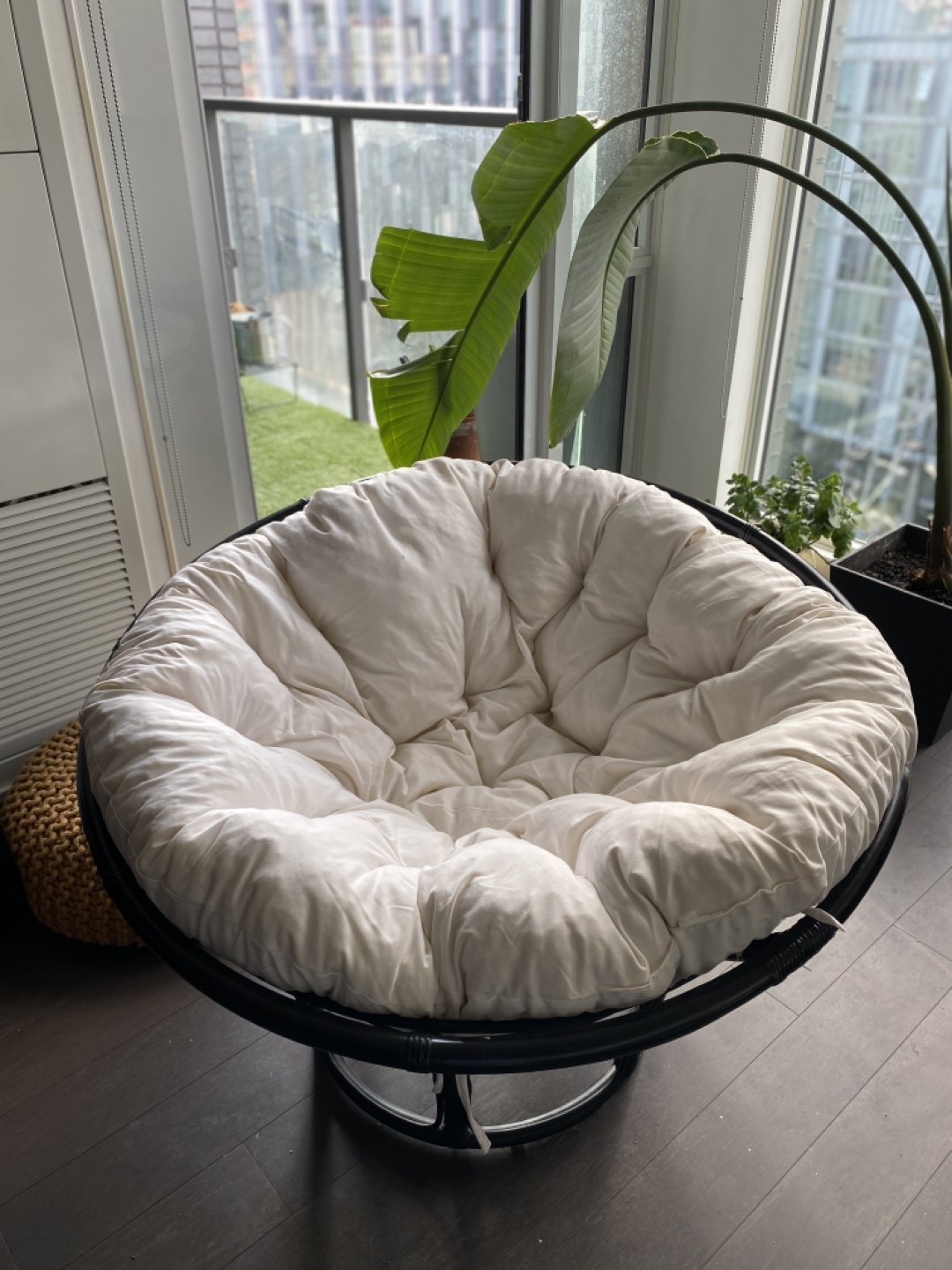 Basket style seat with cushion - photo 3