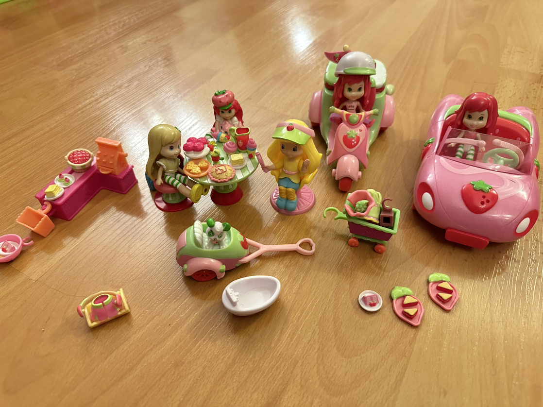 Strawberry Shortcake Toys