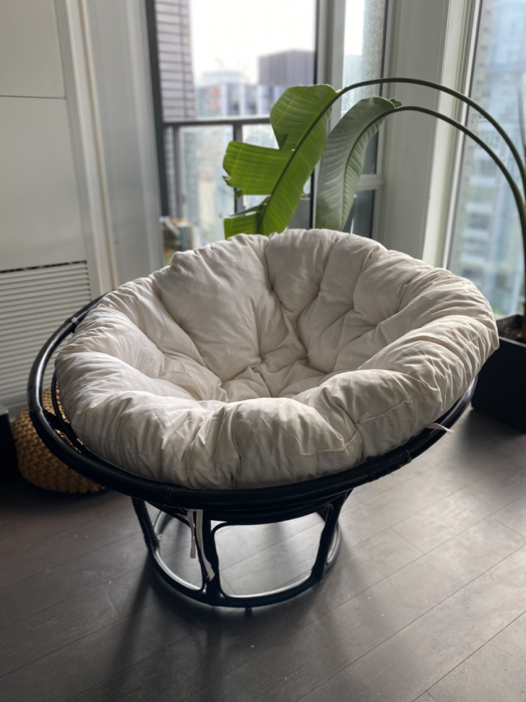 Basket style seat with cushion - photo 4