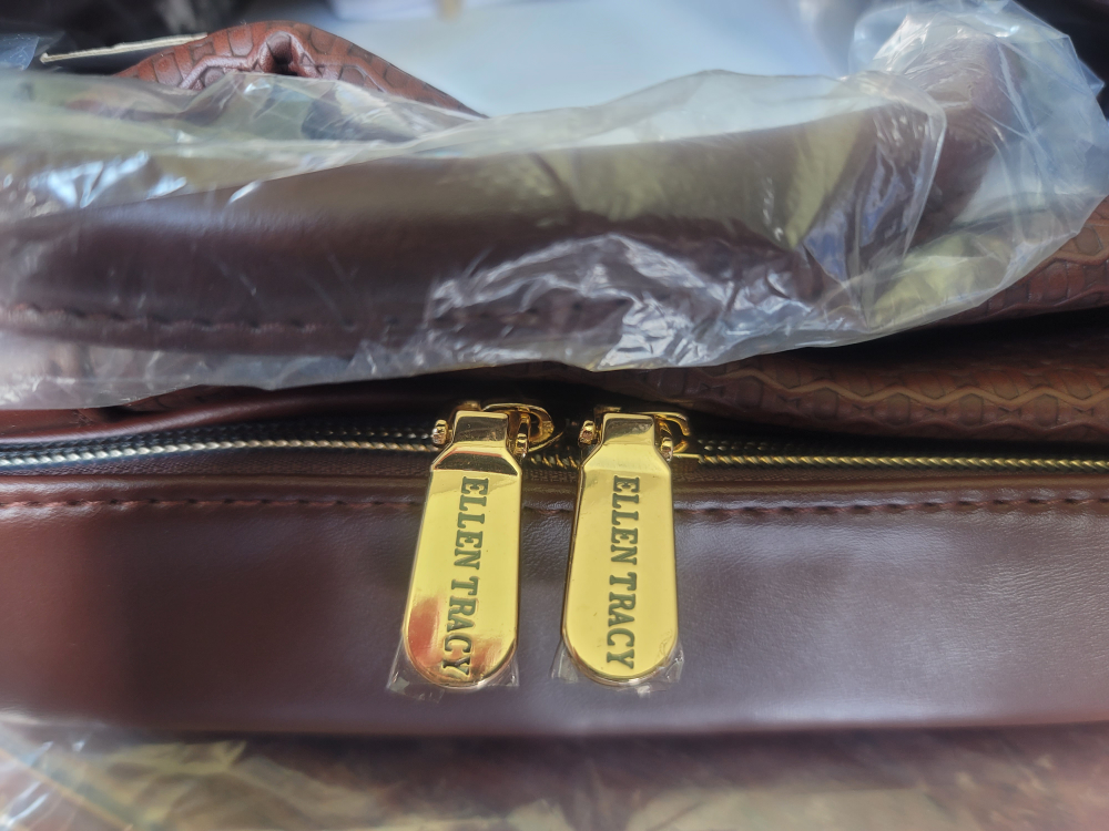 Ellen Tracy 20" woven duffel Chocolate Duffel - photo 3