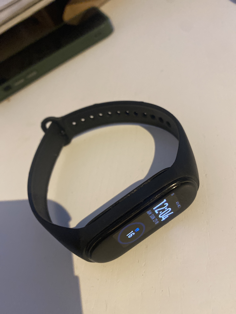 MI band  fitness watch without charger image indicator(2)
