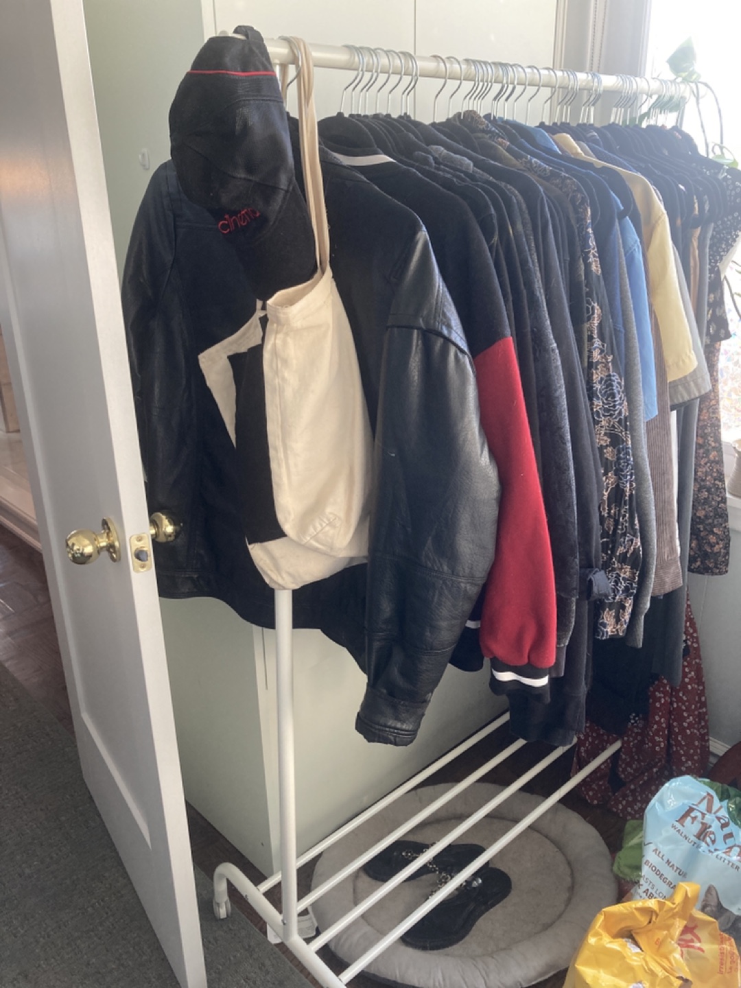 Clothing rack
