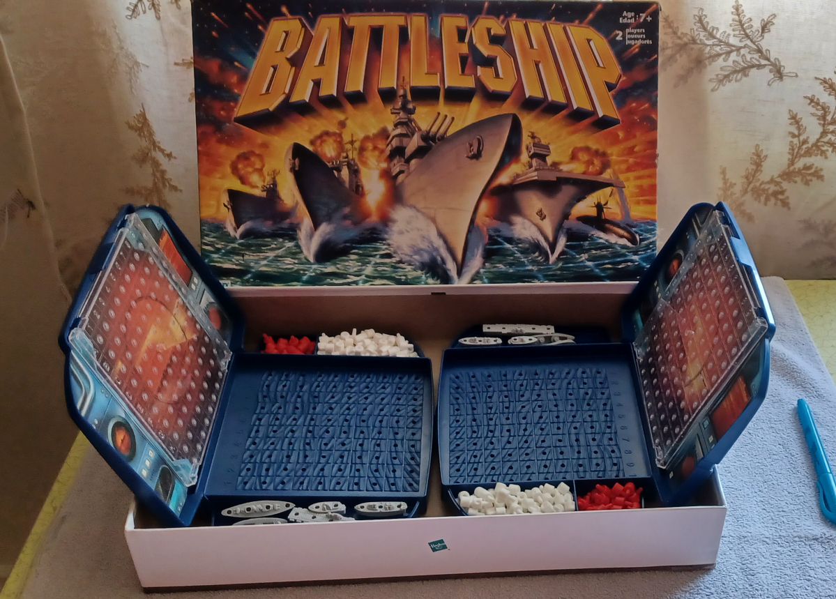 Vintage Battleship complete