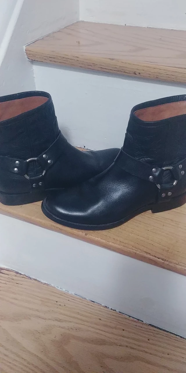 Leather Boots image indicator(3)