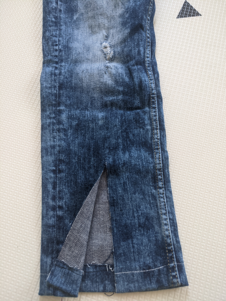 Vintage Denim Jeans W. Front Slits (Never worn) image indicator(3)