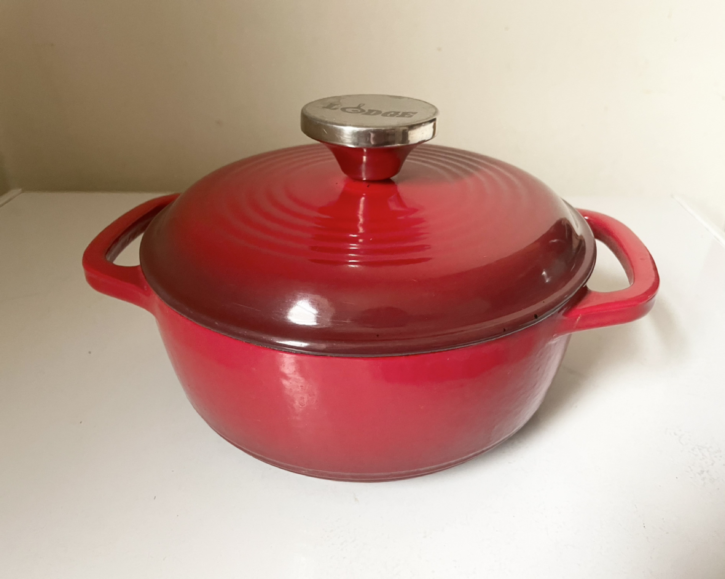 Lodge 1.5qt small dutch oven - photo 3