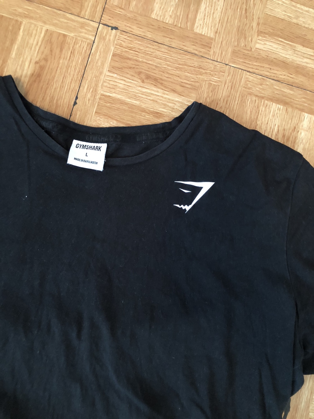 Gym Shark black tee - size Large image indicator(2)