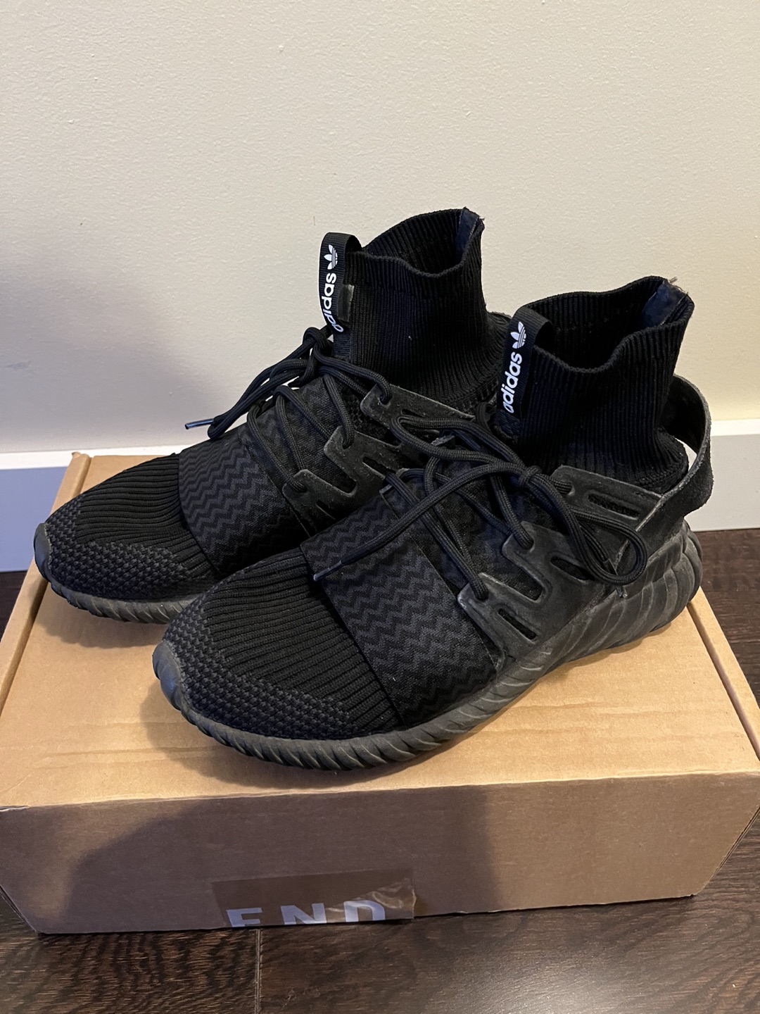 Adidas Tubular Doom PK Sneaker size 8