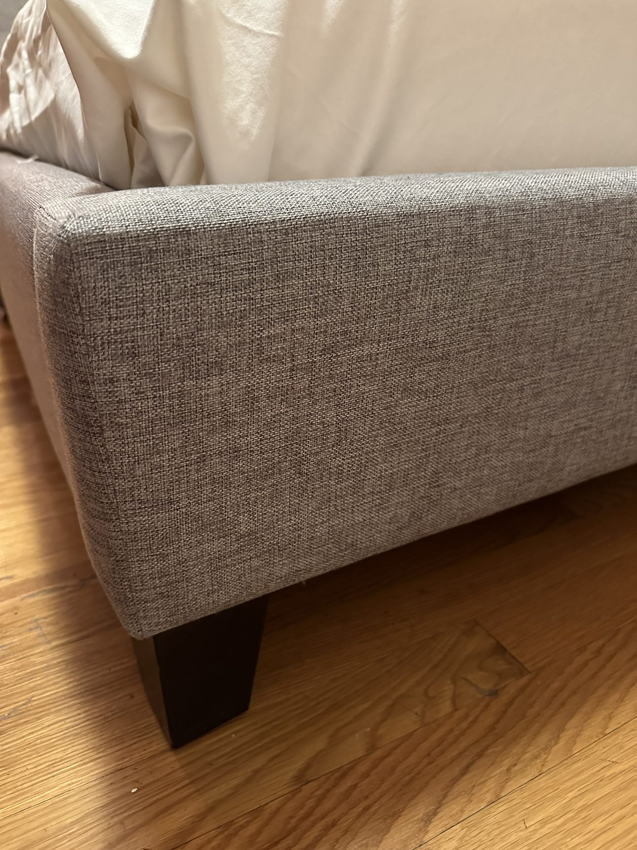 upholstered bed frame - photo 3