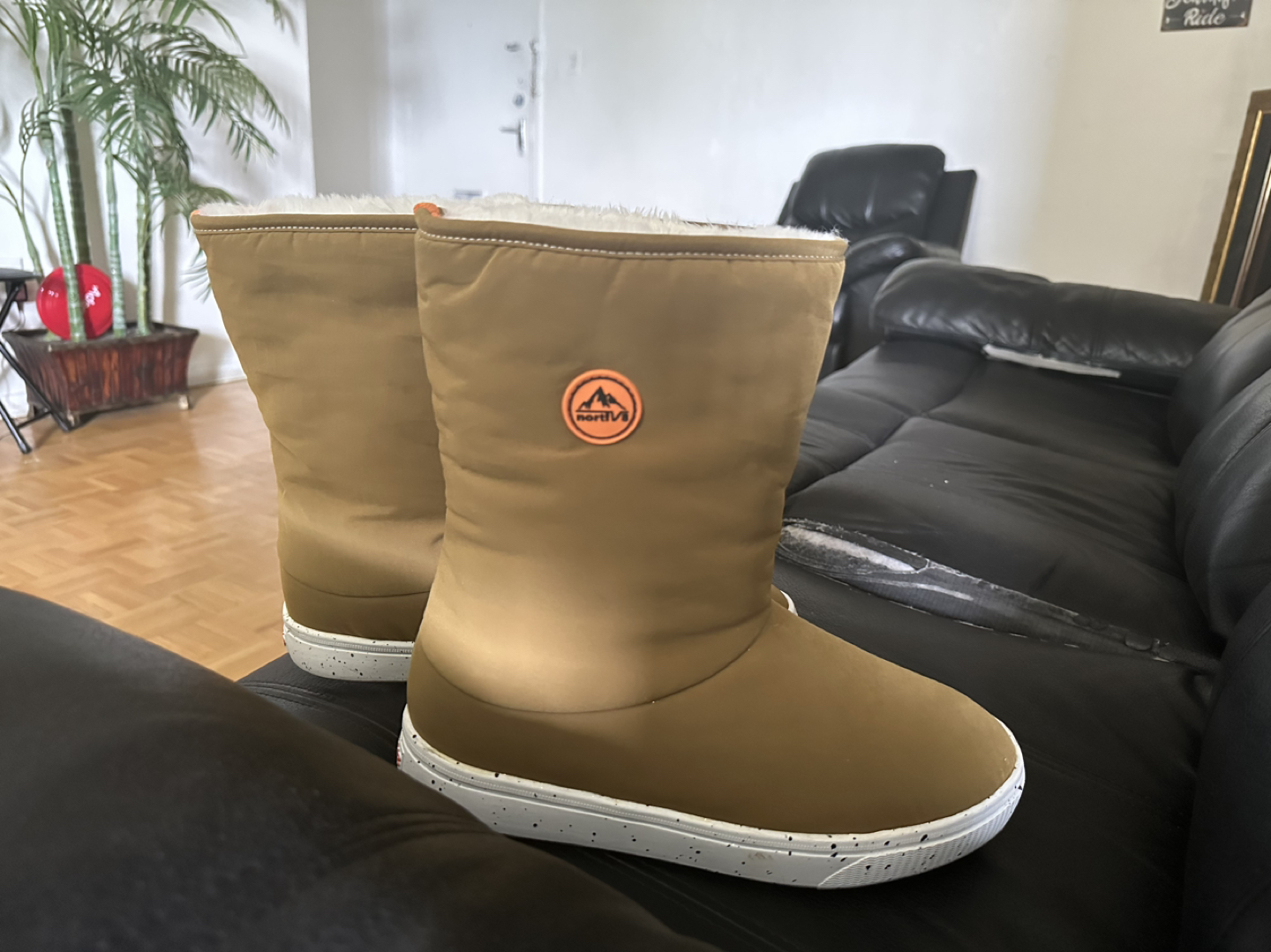 Brown Winter Boots image indicator(2)