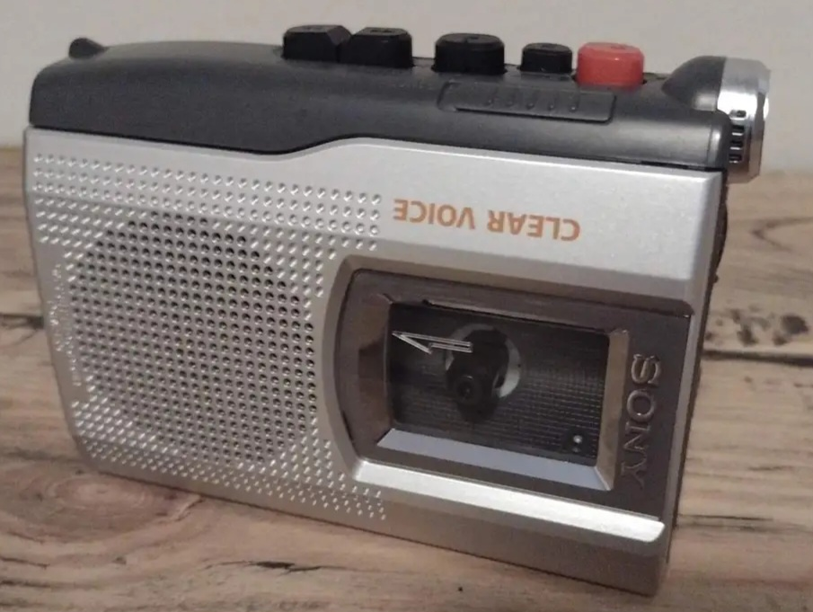 CLASSIC SONY WALKMAN  & RECORDER thumbnail