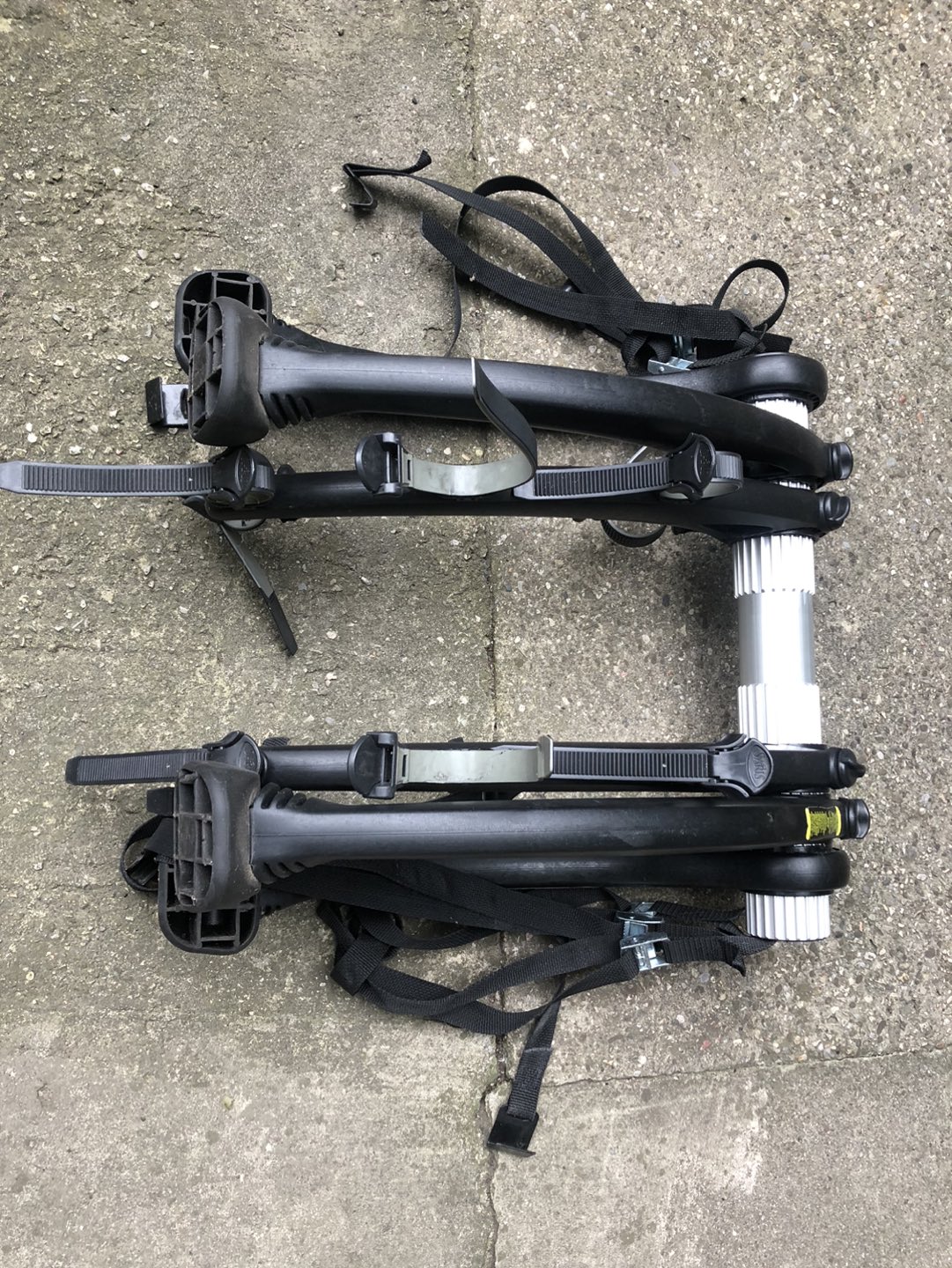 Lightweight Saris 3 bike carrier - trunk mount thumbnail