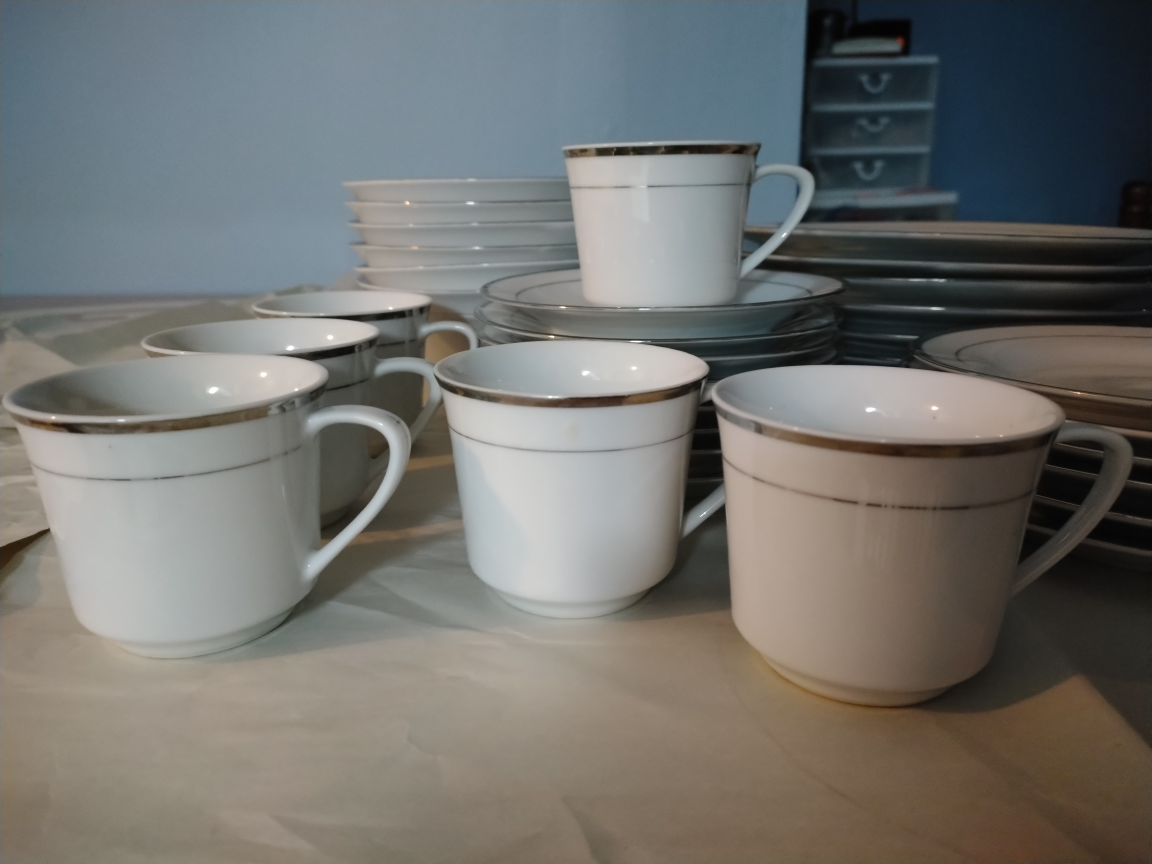 China Dish set for 6  - photo 2