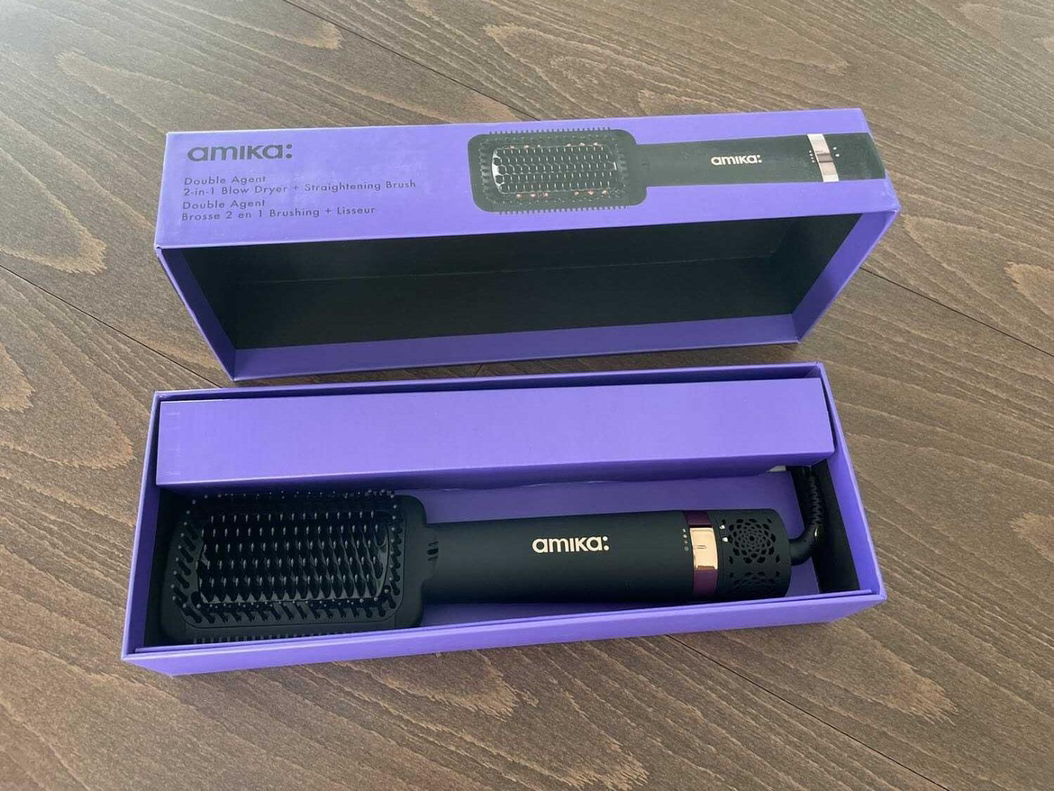 amika 2 in 1 blow dryer + straightening brush image indicator(2)