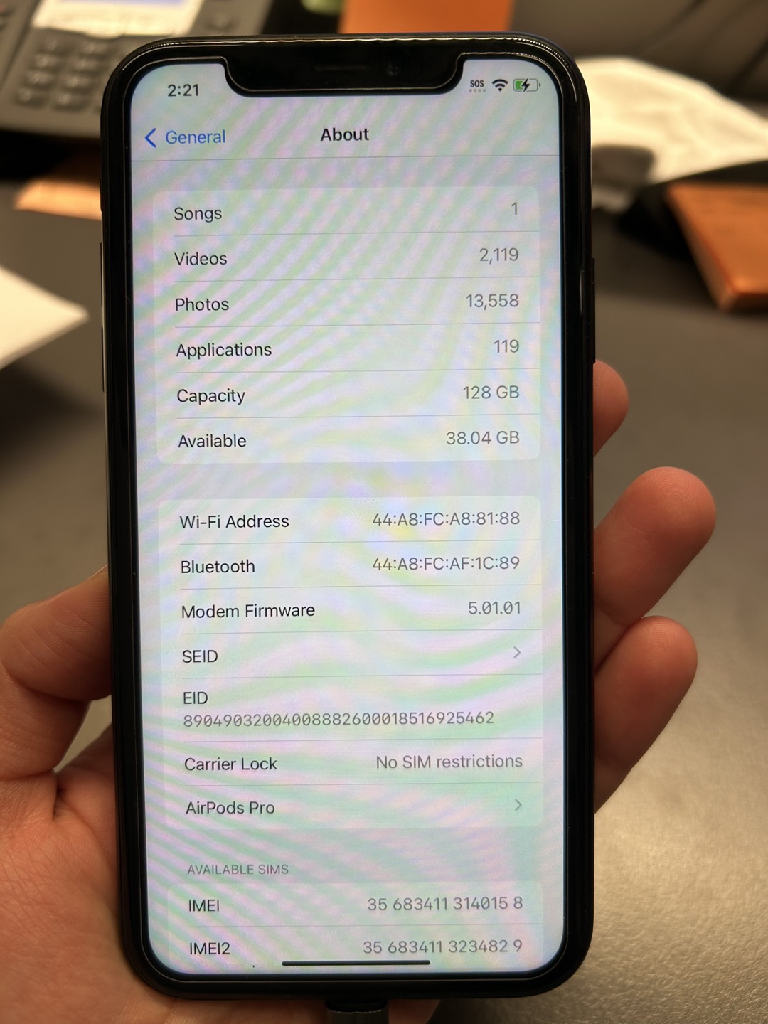 Iphone XR - 128gb excellent condition. - photo 4