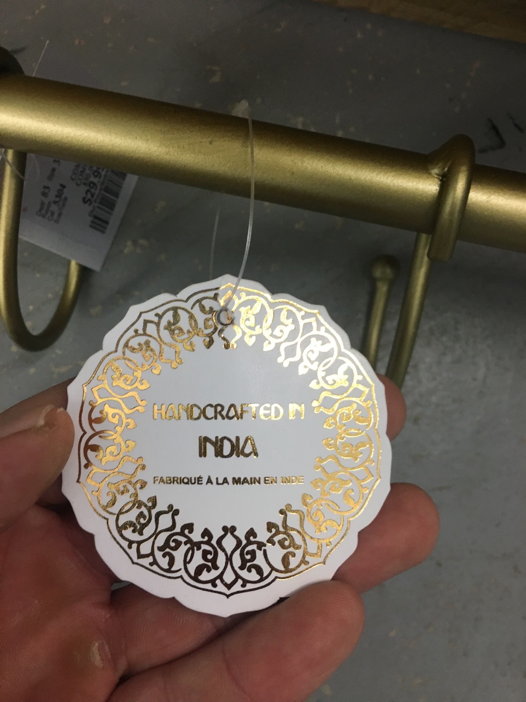 Gorgeous coat/tower hanger with shelf new image indicator(4)