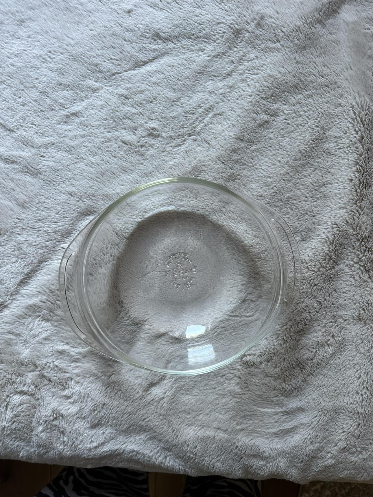 Pyrex Glass Bowl