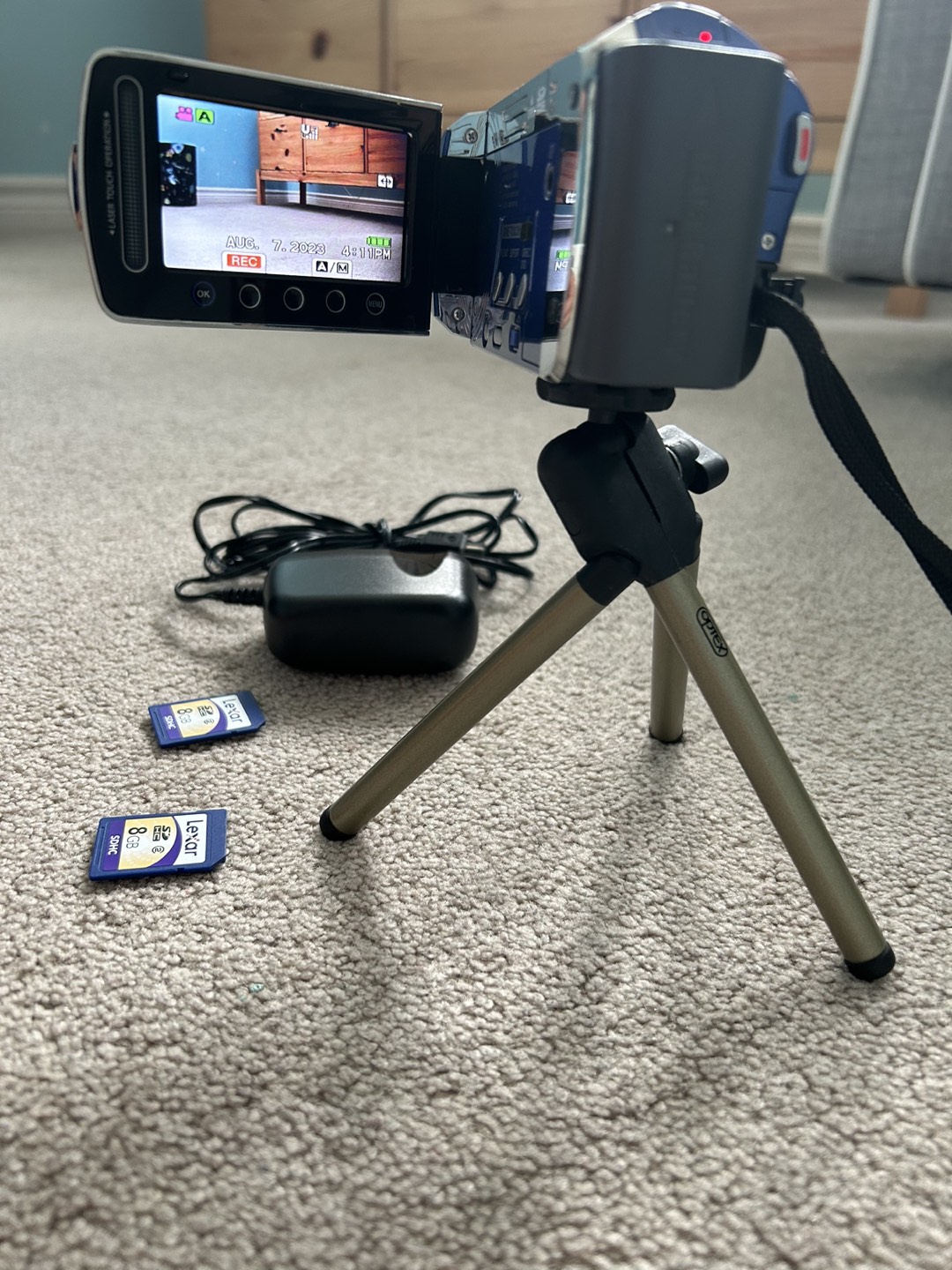 Video Camera - photo 2