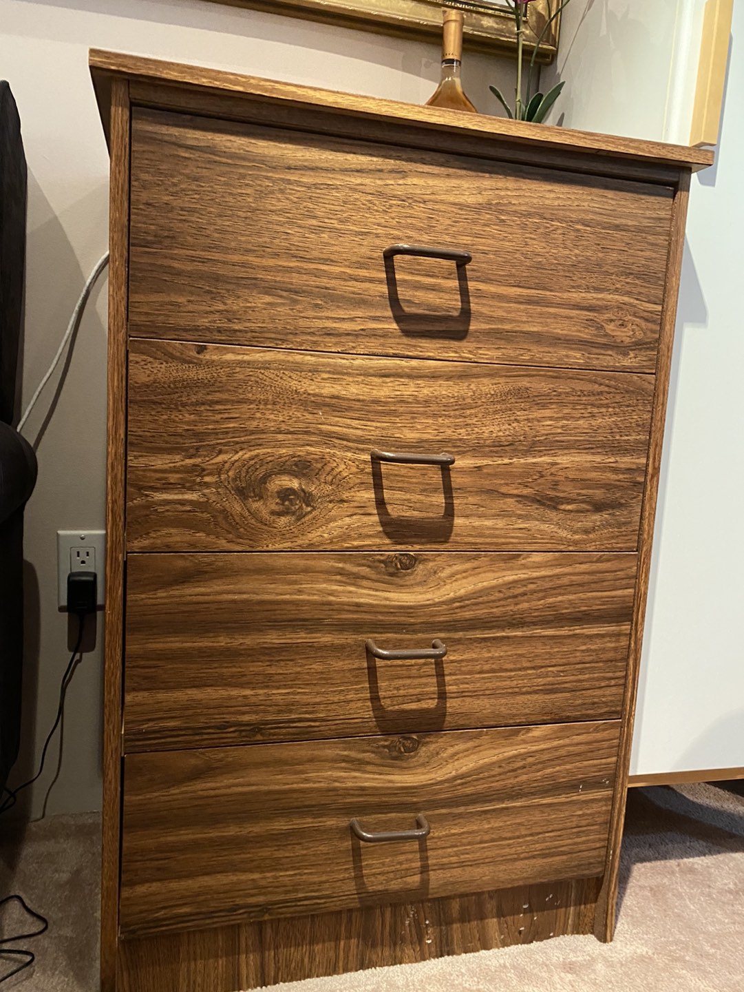 Dresser thumbnail