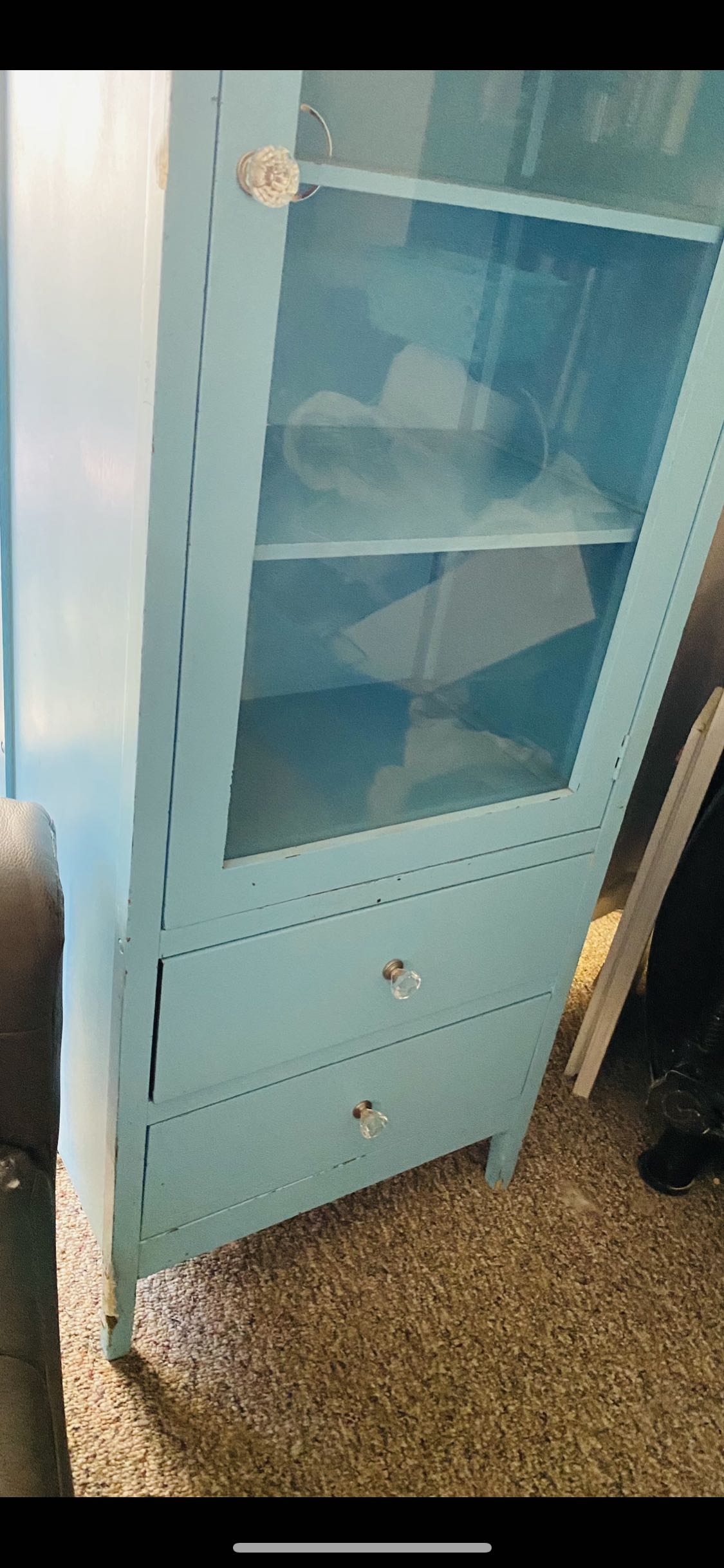 Turquoise cabinet with “crystal” looking knobs - photo 5