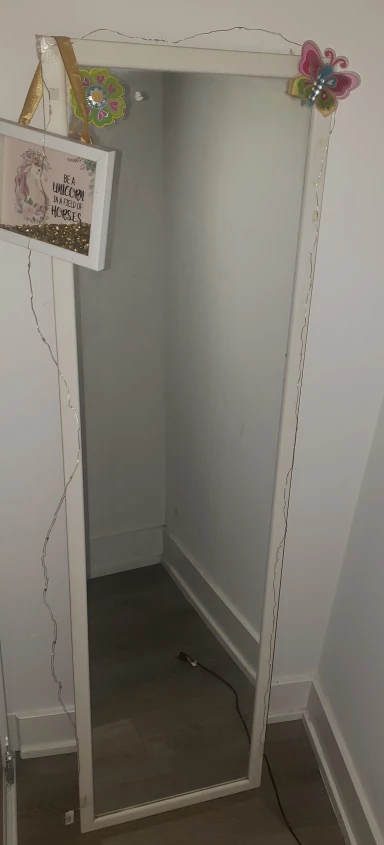 Move out sale Mirror 