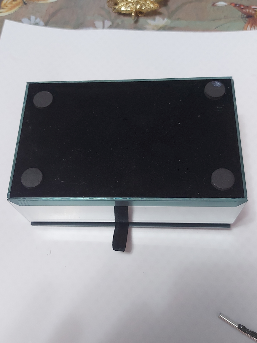 Mirrored Cross Box and Rosary image indicator(5)