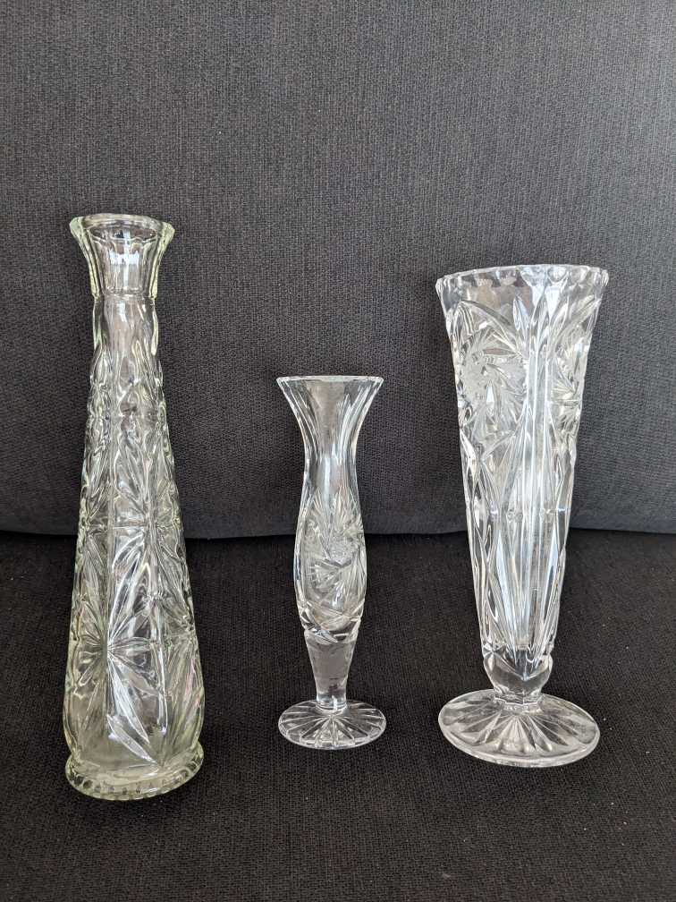 3 bud vases (assorted sizes)