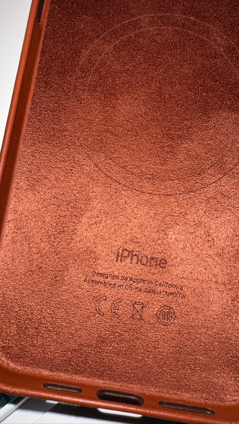 Apple iPhone 14 pro max leather case - photo 4