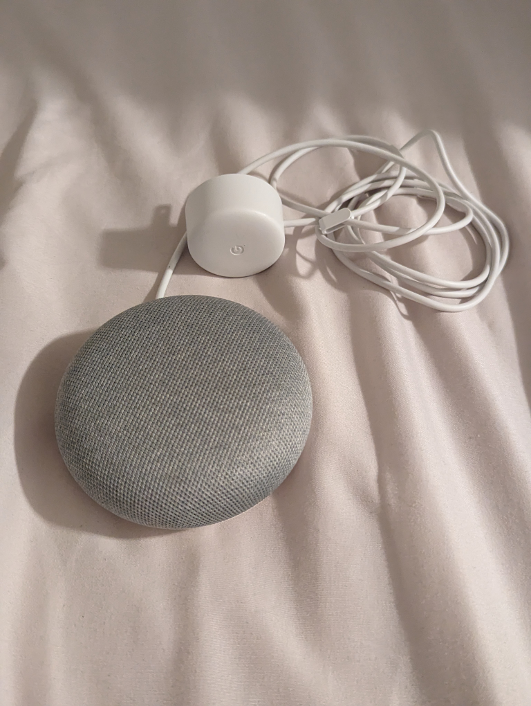 Google Home mini - 1st generation thumbnail