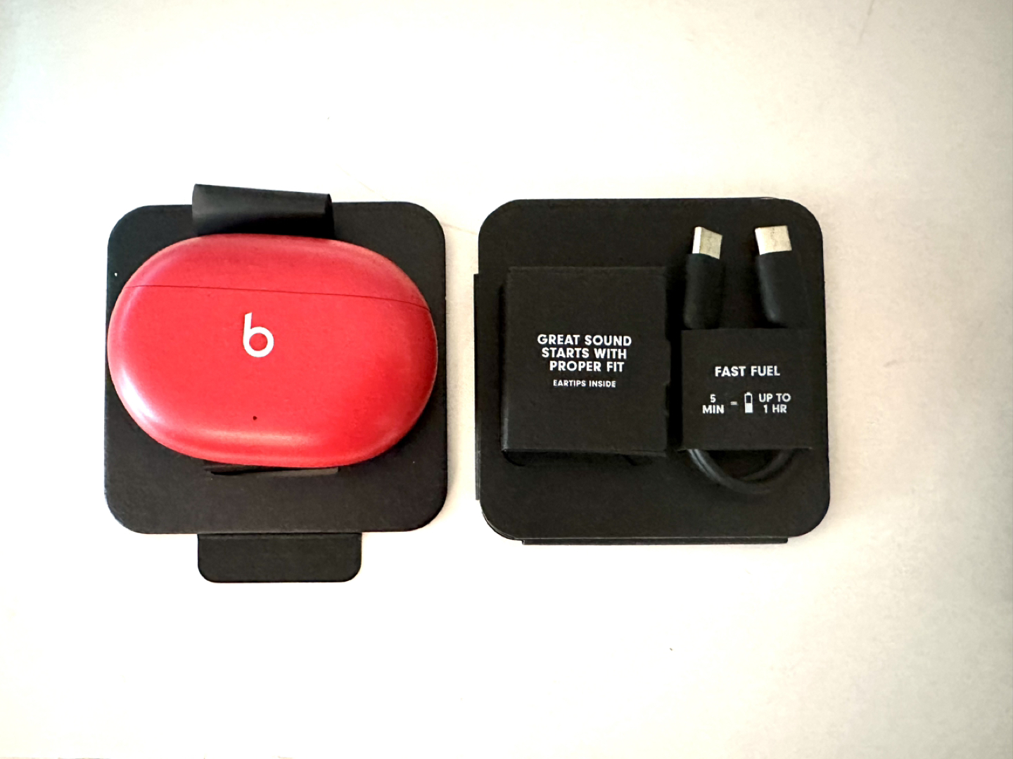 LNIB:  Red Beats Studio Buds - photo 3