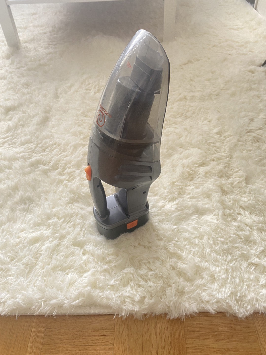 Manual vacuum
